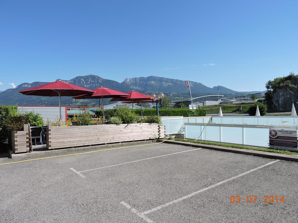Hotel Le Foron La Roche-sur-Foron Bagian luar foto